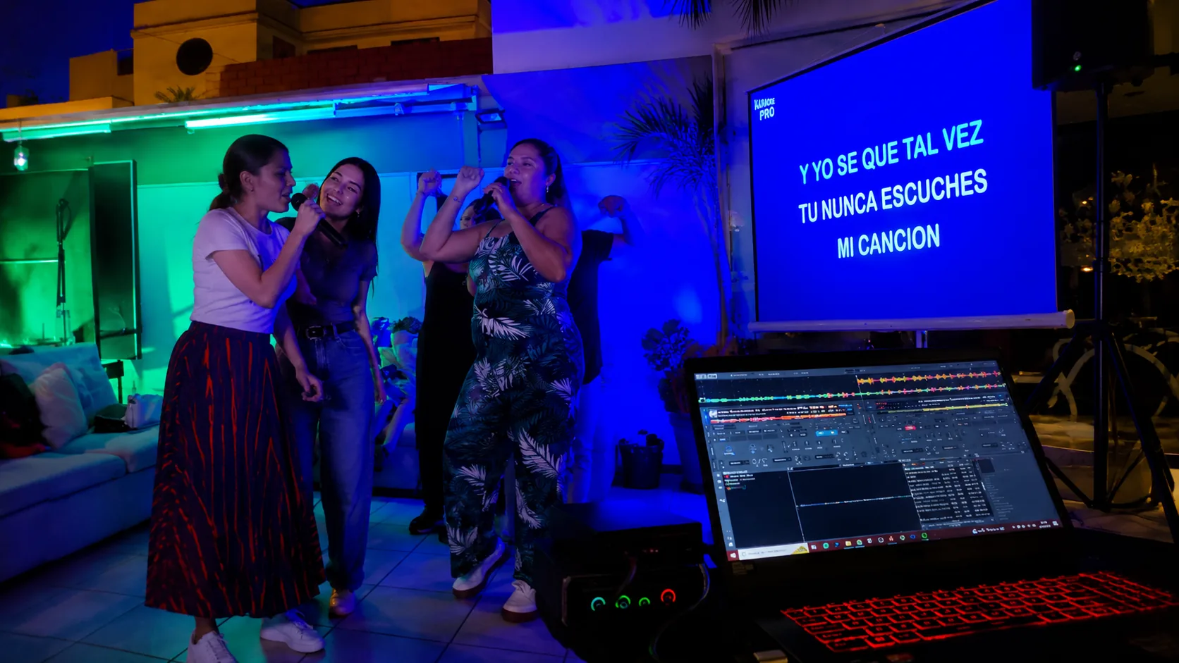 Alquiler de karaoke a domicilio para fiestas y eventos en Lima